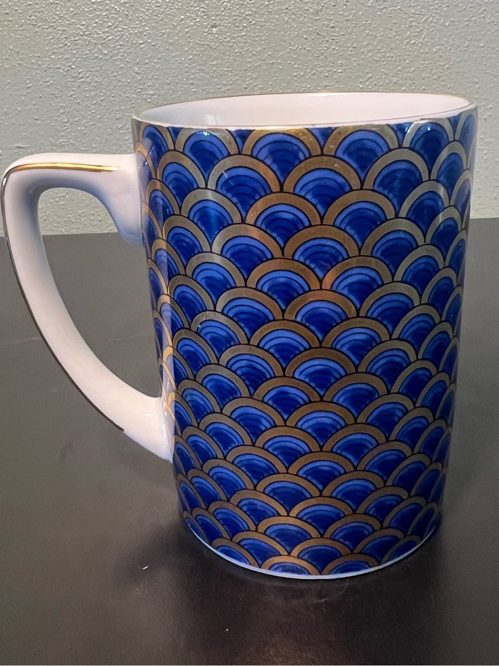 Vintage Maebata Japan Kozan Kiln Blue Gold Fish Scale Seigaiha Porcelain Cup Mug - Picture 3 of 12